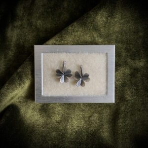 Kõrvarõngad 'Ristik' suurus XS must